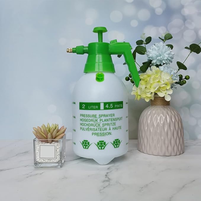 Garden Pump Sprayer, 0.5Gallon/68oz Hand-held Lawn Pressure Spray Bottle with Safety Value&Adjustable Nozzle (Green)