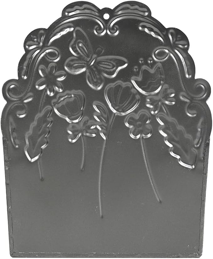 Decorative Hanging Wall Basket Shabby Chic Wall Planter for Indoor Planters Decor White Wall Planter Holder Metal Hanging Planter Wall Mounted Planter for Farmhouse Garden Wall Decor