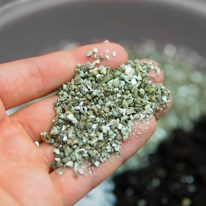 Premium Organic Fine Vermiculite - 2 Cubic Feet (51 Quarts) - Soil Amendment for Indoor and Outdoor Gardens, Potting Orchids, Succulents, Fungi, and Hydroponics