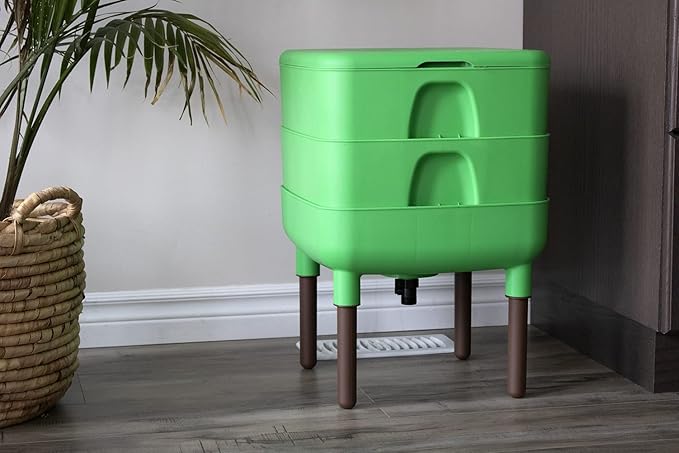 FCMP Outdoor - The Essential Living Composter, 2-Tray Worm Vermicomposter Bin (HF-LC4000v2-GRN) Green