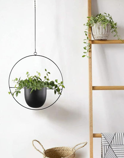 Hanging Planter for Indoor Outdoor Plants Metal Mid Century Minimalist Wall Ceiling Plant Hanger, Hanging Flower Pot Basket Holder for Home Office Décor(Black)