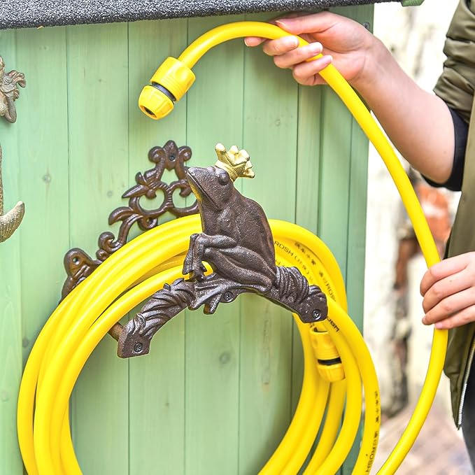 Sungmor Heavy Duty Cast Iron Garden Hose Holder | Water Hose Hanger Wall Mounted | Decorative Indoor Outdoor Hose Rack Reel | 50FT 75FT 100FT Water Hose Bulter Storage | Lovely Frog Metal Hose Stand
