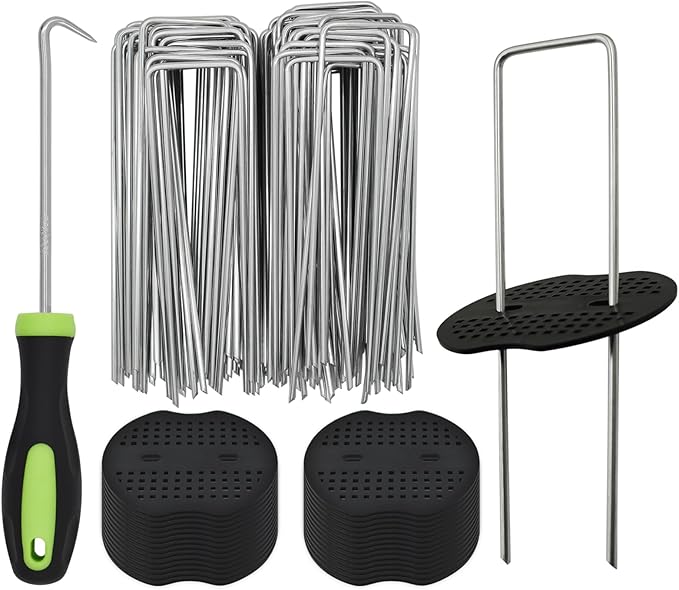 BDS-HOME 100sets Heavy Duty Garden Landscape Staples and Fixing Gasket with 1pc Pick Hook, 11 Gauge U Shaped Lawn Staples for Irrigation Hoses, Yard Weed Barrier, Fences and Tents, Decorations Fixed