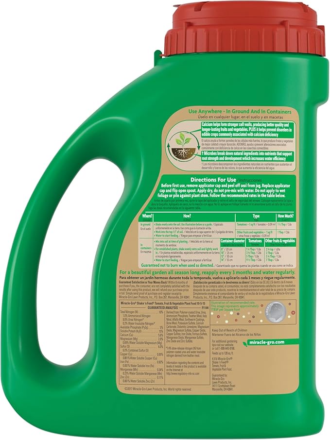 Miracle-Gro Shake 'N Feed Tomato, Fruit & Vegetable Plant Food, Plant Fertilizer, 4.5 lbs. (6-Pack)