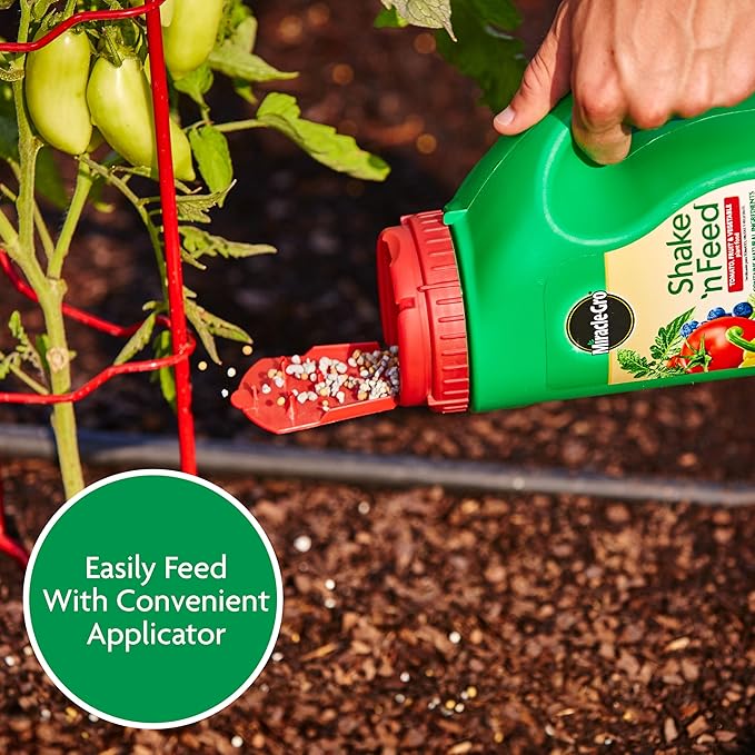 Miracle-Gro Shake 'n Feed Tomato, Fruit and Vegetable Plant Food, For Outdoor In-Ground and Potted Plants, Feeds up to 3 Months, 4.5 lbs.