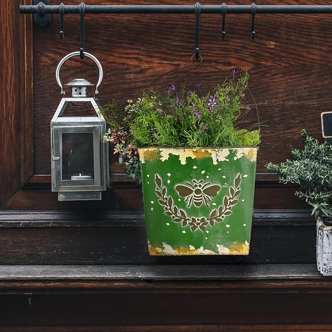 CVHOMEDECO. Farmhouse Wall Mount Metal Flower Pots Rustic Galvanized Bee Flower Holder Wall Hanging Pocket Planter for Indoor, Outdoor and Wall Decor, Set of 2 (Green)
