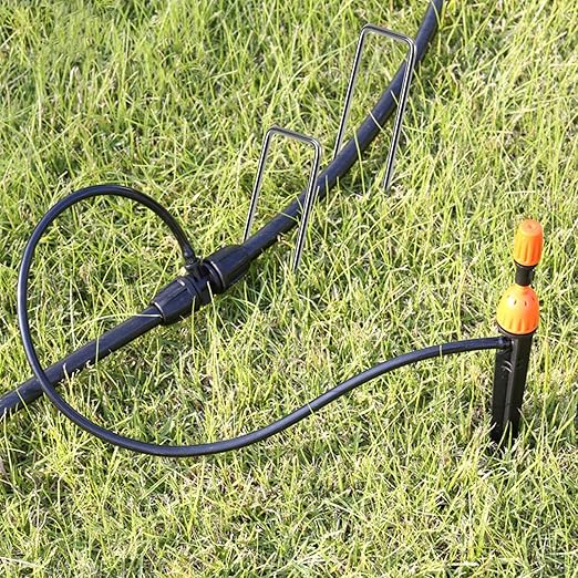 Finderomend 100 Pack Landscape Staples and 100 Pack Gaskets,11 Gauge 12" Galvanized Steel Garden Staples with Black Pads Turf Staples for Weed Barrier Grass