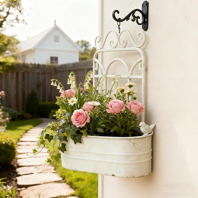 Rustic Metal Wall Planter Country Garden Wall Hanging Mount Vase Pocket Outdoor Vintage Hanging Pot Farmhouse Wall Decor for Plants Flowers (White)