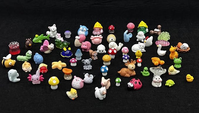 Geiomoo Mini Resin Set, Mixed Miniature Landscape Accessories for Crafts Home DIY Garden Fish Tank Decors (70 Pcs)