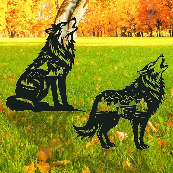 Wolf Metal Garden Stakes Yard Decor, 2PCS Black Wolf Silhouette Statues Garden Decorative Gifts for Yard Art, Patio, Outside, Lawn Ornaments, Yard Art