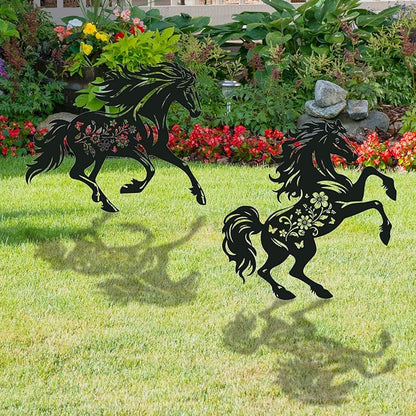 Horse Metal Garden Stakes Yard Decor, 2PCS Black Horse Silhouette Statues Garden Decorative Gifts for Yard Art, Patio, Outside, Lawn Ornaments Outdoor, Yard Art