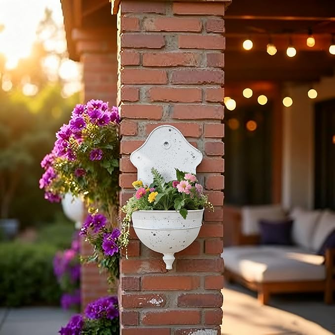 Rustic Metal Wall Planter Distressed Decor Wall Mounted Flower Pot Vintage Hanging Plant Holder for Outdoor Indoor Garden Home Balcony Patio Farmhouse Decorative (White)