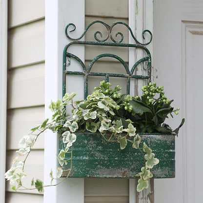 Rustic Metal Wall Planter Vintage Wall Mounted Flower Pot Distressed Wall Hanging Plant Basket Farmhouse Wall Decor for Indoor Outdoor Garden Home Yard (Green)
