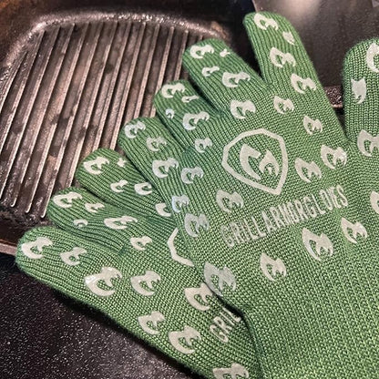 Glow in The Dark BBQ Gloves 932°F Extreme Heat & Cut Resistant Oven Mitts with Fingers – Cooking, Grilling, Baking – Accessory for Smoker, Cast Iron, Fire Pit, Camping, Fireplace