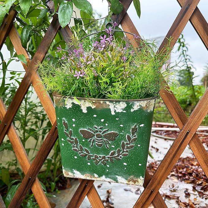 CVHOMEDECO. Farmhouse Wall Mount Metal Flower Pots Rustic Galvanized Bee Flower Holder Wall Hanging Pocket Planter for Indoor, Outdoor and Wall Decor, Set of 2 (Green)