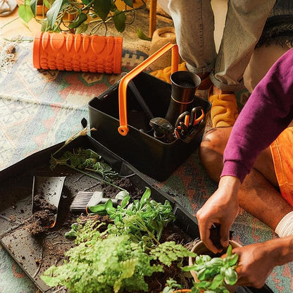 Fiskars Garden Tool Caddy with Removable Small Tool Storage for Indoor and Outdoor Gardening Use, Made with Recycled Plastic