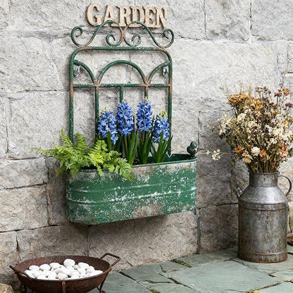 Vintage Rustic Wall Planter Distressed Green Decor Metal Hanging Plant Basket Shabby Iron Wall Mounted Flower Holder Pot Stand for Indoor Outdoor Home Balcony Patio Farmhouse Garden Decorative
