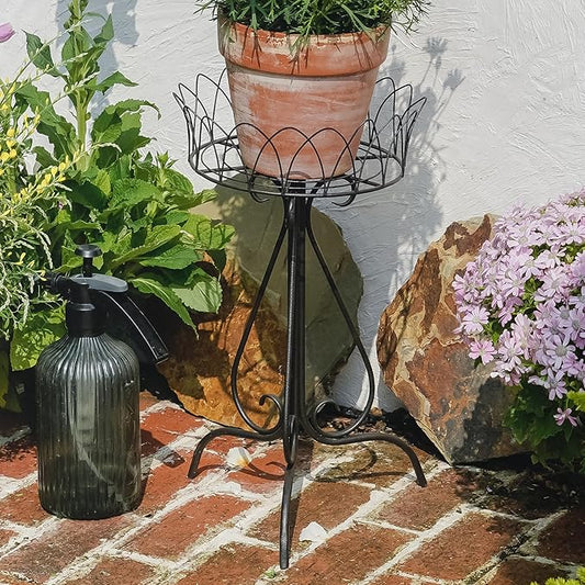 Black Round Low Plant Stand Single Pot Holder, Antique French Pedestal with Cutout Patterns, Compact Garden Decor for Cactus Ferns Plant Holder